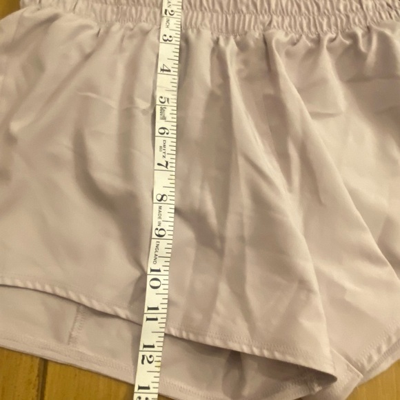Nike women small running athletic shorts very light pink mauve dri fit NEW - Picture 5 of 9
